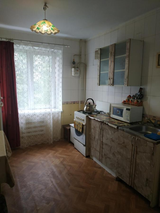 Flats Lägenhet Izyum Exteriör bild